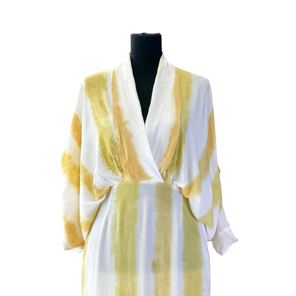 S/W/F Yellow Tie Dye Boho Maxi Caftan 100% Rayon Resort Cover Up Dress- Small - Picture 7 of 9
